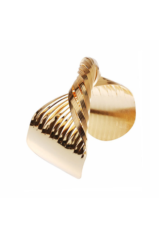 Elegant Twisted Metal Cuff with Sophisticated Texture